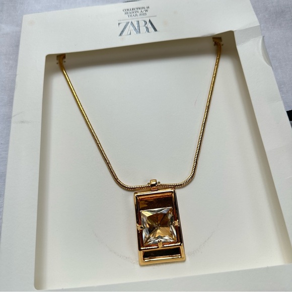 New Zara Rectangular Rhinestone Necklace Limited Edition 1856/907 - Picture 6 of 8